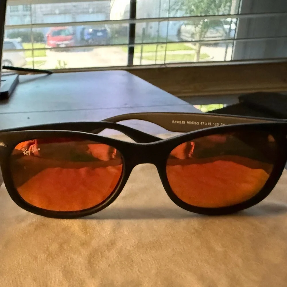 Ray-ban kid wayfarers with Red/Orange Mirror Lenses